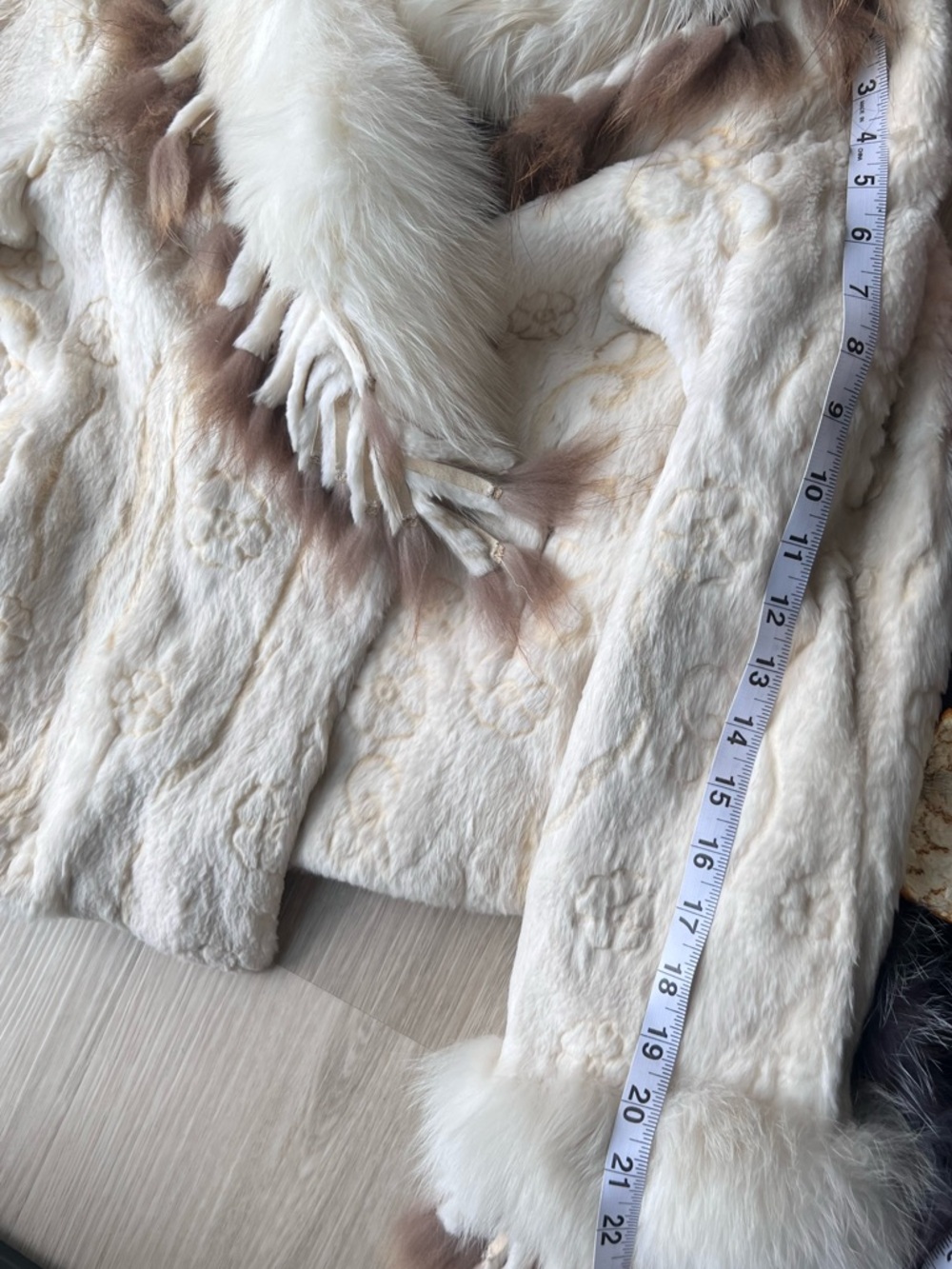 Vintage Cream White Real Rabbit Fur Jacket w Fox Fur Collar & Cuffs M Floral Y2K - Picture 11 of 11